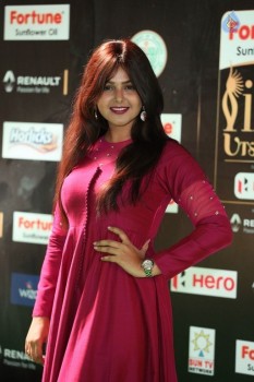 Monal Gajjar Stills at IIFA 2017 - 14 of 15