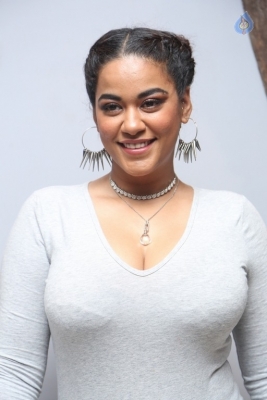 Mumaith Khan New Pics - 17 of 28