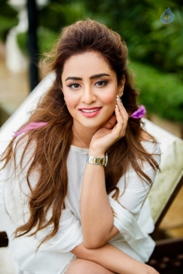 Musskan Sethi Latest Photos - 11 of 16