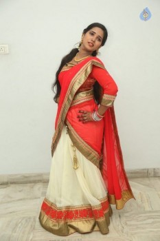 Mynaa Photos - 7 of 29