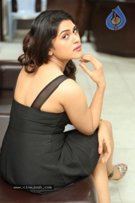 Naira Shah New Photos - 23 of 33