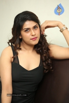 Naira Shah New Photos - 42 of 33