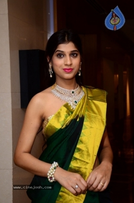Naziya Khan New Photos - 5 of 8