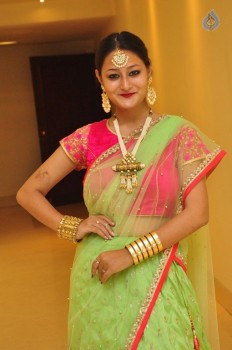 Neelofar Latest Gallery - 10 of 21