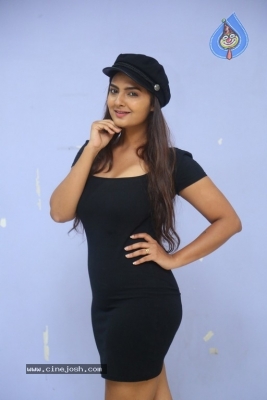 Neha Deshpande Images - 3 of 21