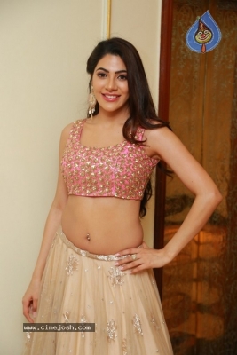 Nikita Thamboli Stills - 2 of 20