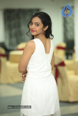 Nithya Shetty Photos - 35 of 39