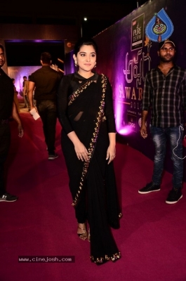 Nivetha Thamos at Zee Apsara Awards - 7 of 29