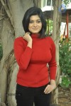 Oviya Helen Photos - 9 of 30