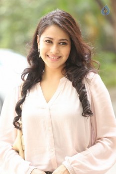 Panchi Bora Latest Gallery  - 19 of 39