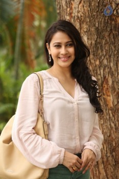 Panchi Bora Latest Gallery  - 20 of 39
