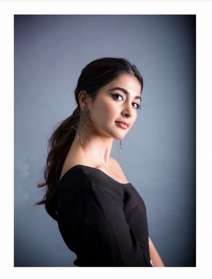 Pooja Hegde Photos - 6 of 12