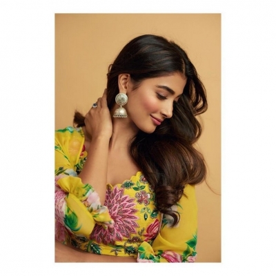 Pooja Hegde Photos - 11 of 12