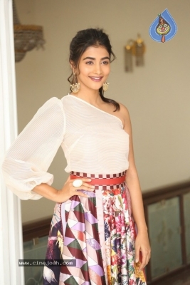 Pooja Hegde Photos - 22 of 32