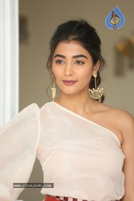 Pooja Hegde Photos - 24 of 32