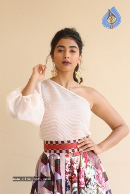 Pooja Hegde Photos - 31 of 32