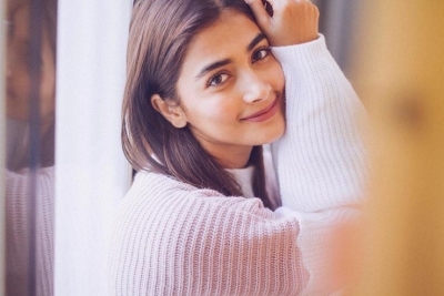 Pooja Hegde Stills - 5 of 14