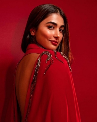 Pooja Hegde Stills - 10 of 12