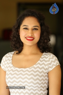 Pooja New Photos - 11 of 39