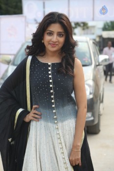 Poonam Kaur New Stills - 3 of 26