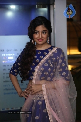 Poonam Kaur Photos - 1 of 29
