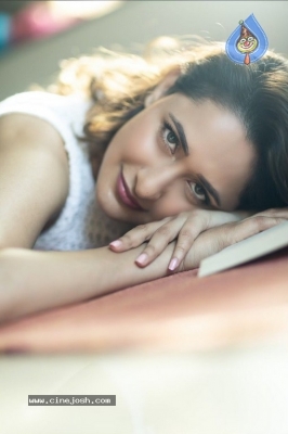 Pragya Jaiswal Photos - 1 of 17