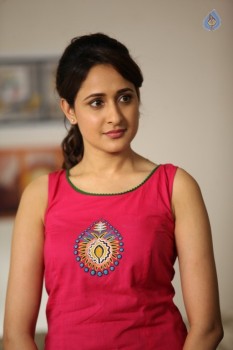 Pragya Jaiswal Stills in Gunturodu Movie - 18 of 21