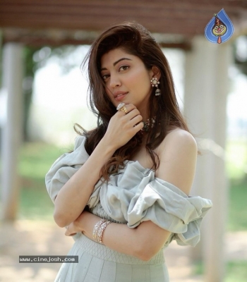 Pranitha Stills - 2 of 5