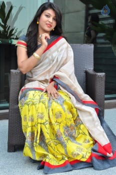 Praveena Photos - 15 of 42