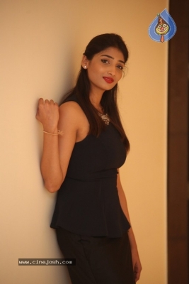 Priya Vadlamani Stills - 13 of 18