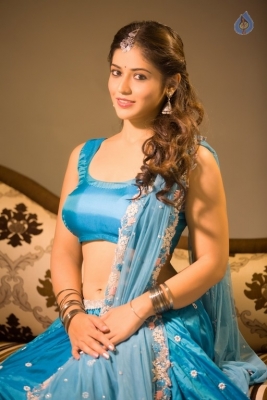 Priyanka Jawalkar Traditional Photo Shoot - 15 of 18