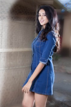 Priyashri New Photos - 13 of 17