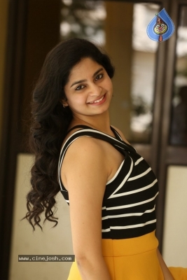 Purvi Thakkar Photos - 13 of 21