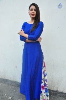 Raashi Khanna Gallery - 5 of 35