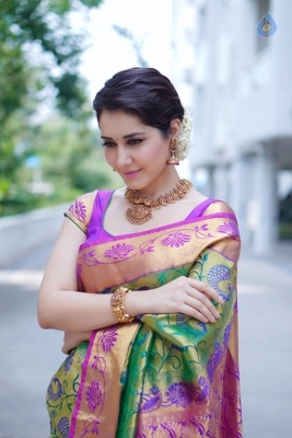 Raashi Khanna Latest Gallery - 1 of 21