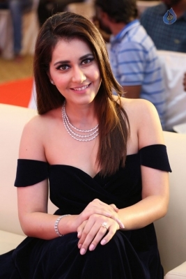 Raashi Khanna Latest Stills - 2 of 21