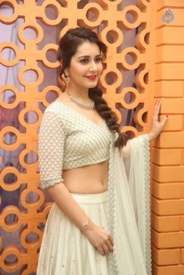 Raashi Khanna Pics - 13 of 29