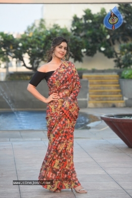 Raashi Khanna Stills - 5 of 10