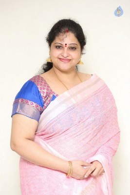 Raasi Latest Gallery - 12 of 34