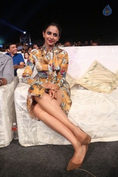 Rakul Preet at Dhruva Pre Release Function  - 7 of 38