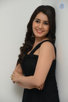 Rashi Khanna New Photos - 19 of 49