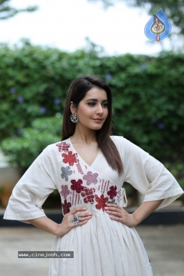 Rashi Khanna New Pics - 5 of 8