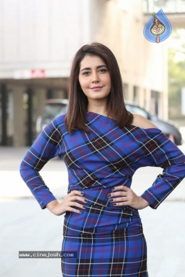 Rashi Khanna Stills - 4 of 36