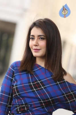 Rashi Khanna Stills - 8 of 36