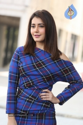Rashi Khanna Stills - 9 of 36