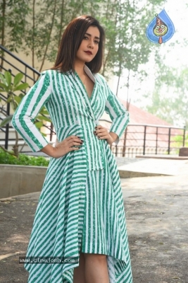 Rashi Khanna Stills - 9 of 21