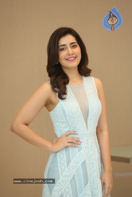 Rashi Khanna Stills - 1 of 21