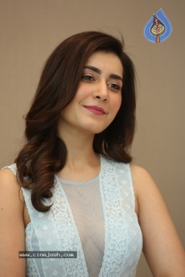 Rashi Khanna Stills - 13 of 21