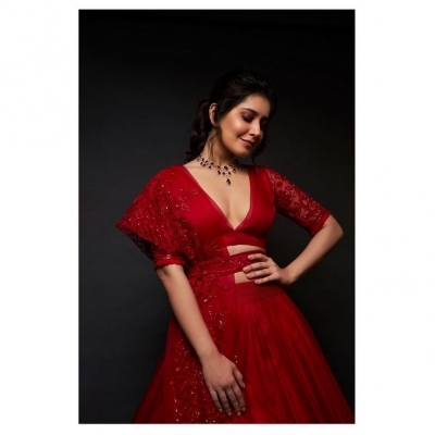 Rashi Khanna Stills - 5 of 11