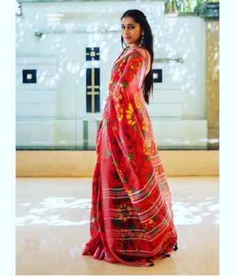 Rashmi Gautam Photos - 6 of 9